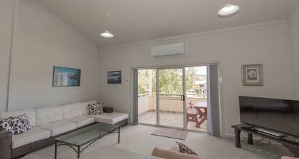 Razorback 11/1 Gippsland St