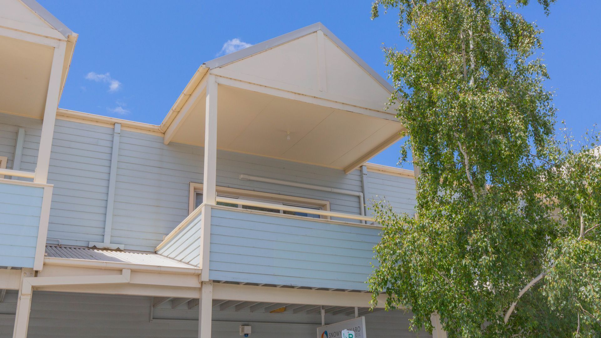 Razorback 11/1 Gippsland St — image 10