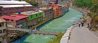 FR Darya E Swat Hotel