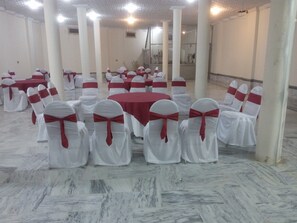 Banquet hall - FR Darya E Swat Hotel (Swat)