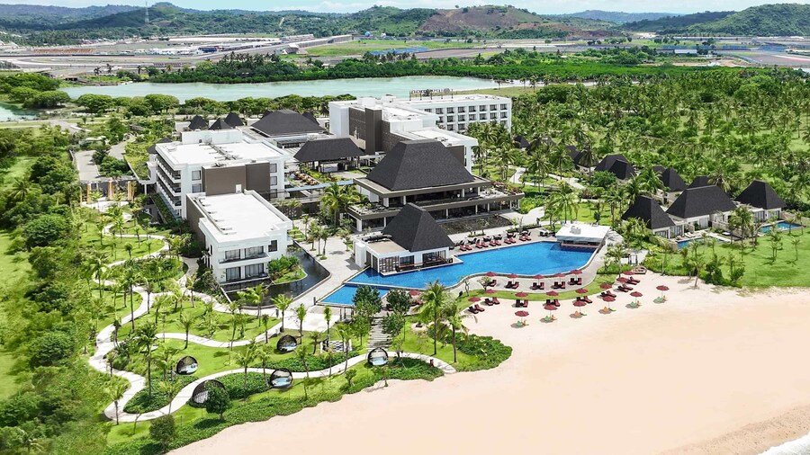 Pullman Lombok Merujani Mandalika Beach Resort