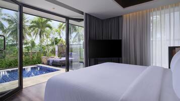 Suite, 1 King Bed (Sundeck, Plunge Pool) | Pillowtop beds, minibar, in-room safe, laptop workspace