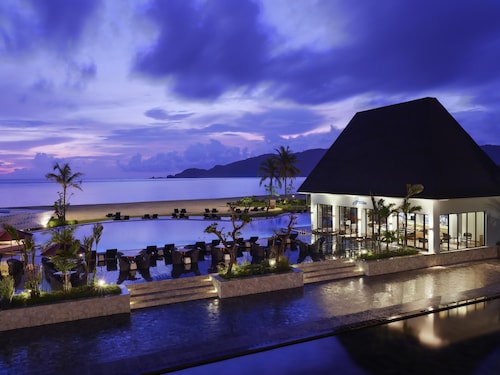 Pullman Lombok Merujani Mandalika Beach Resort 