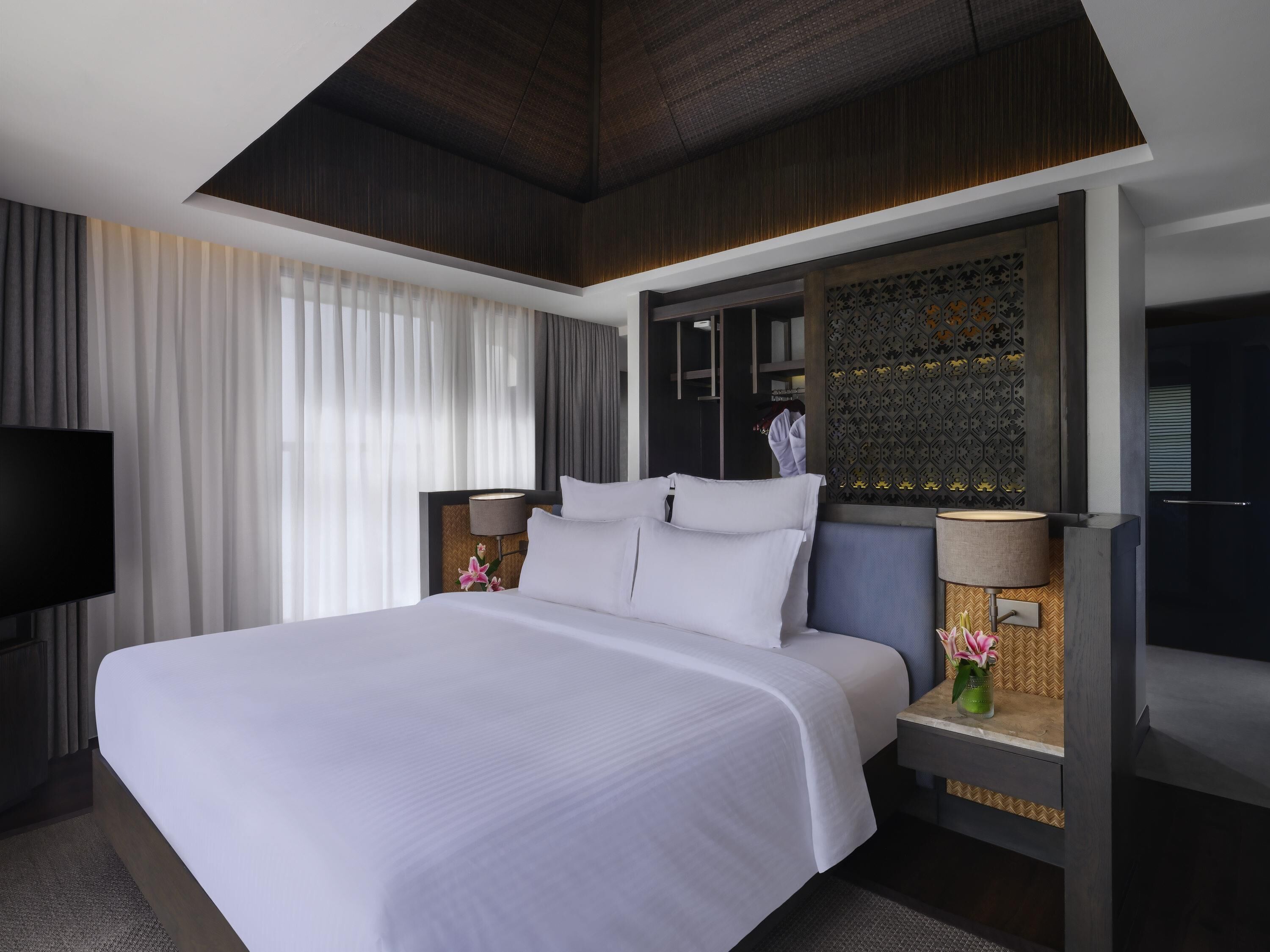 Suite, 1 cama de matrimonio grande (Sundeck, Plunge Pool) | Colchones con acolchado adicional, minibar, caja fuerte