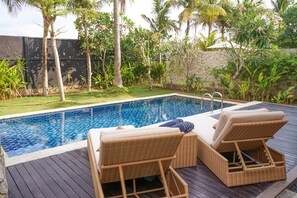 วิลล่า, 1 ห้องนอน, สระว่ายน้ำส่วนตัว, ติดสวน | 1 ห้องนอน, เตียงพร้อมฟูกเสริมที่นอน, มินิบาร์, ตู้นิรภัยในห้องพัก