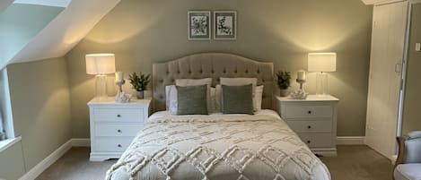 4 chambres, fer et planche Ă repasser, Wi-Fi, draps fournis