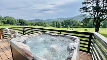 Hus - 3 sovrum | Bubbelpool utomhus