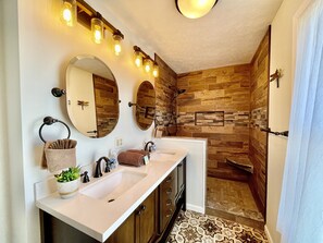 Bathroom - Wearadise Mountain Views Home features Hot Tub and Fire Pit by RedAwning (Sevierville)