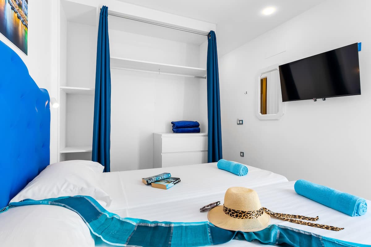 Wifi gratis y ropa de cama