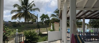 Locacaz, your family villa with swimming pool