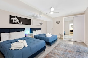4 bedrooms, in-room safe, iron/ironing board, travel cot