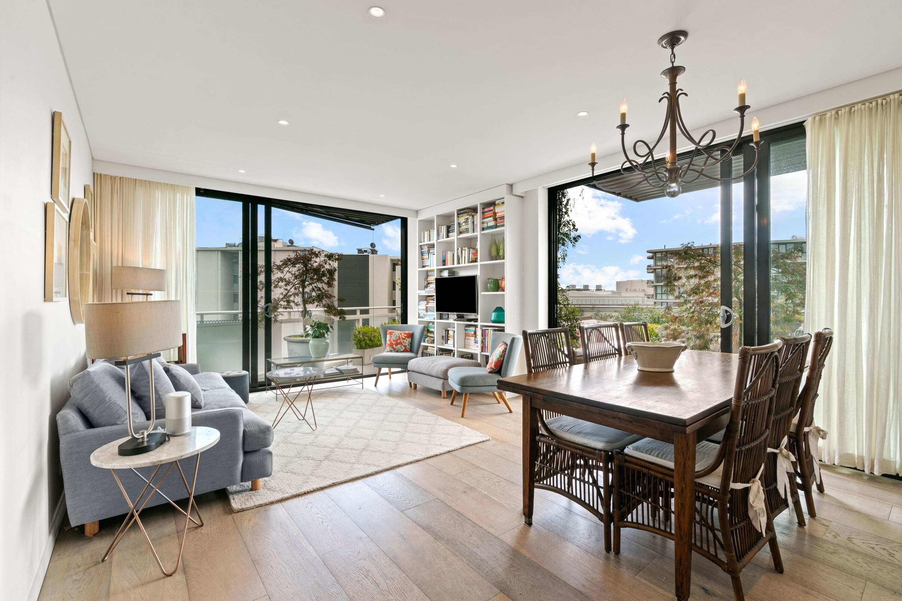 The Darling Summary: