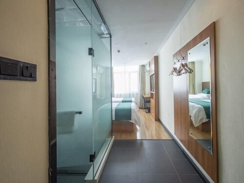 Greentree Inn Hebei Cangzhou City Huanghua Development Zone Hotel