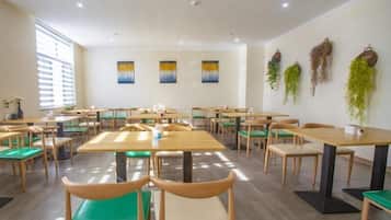 用餐