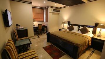 Deluxe Double or Twin Room | Free WiFi, bed sheets