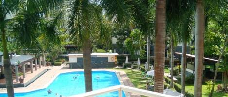 Alberca al aire libre