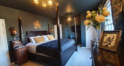 Kraken House * Enchanting Townhouse * Free Parking * Oxford Street