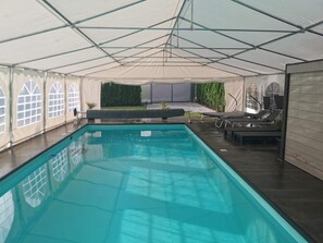 Outdoor pool, a heated pool