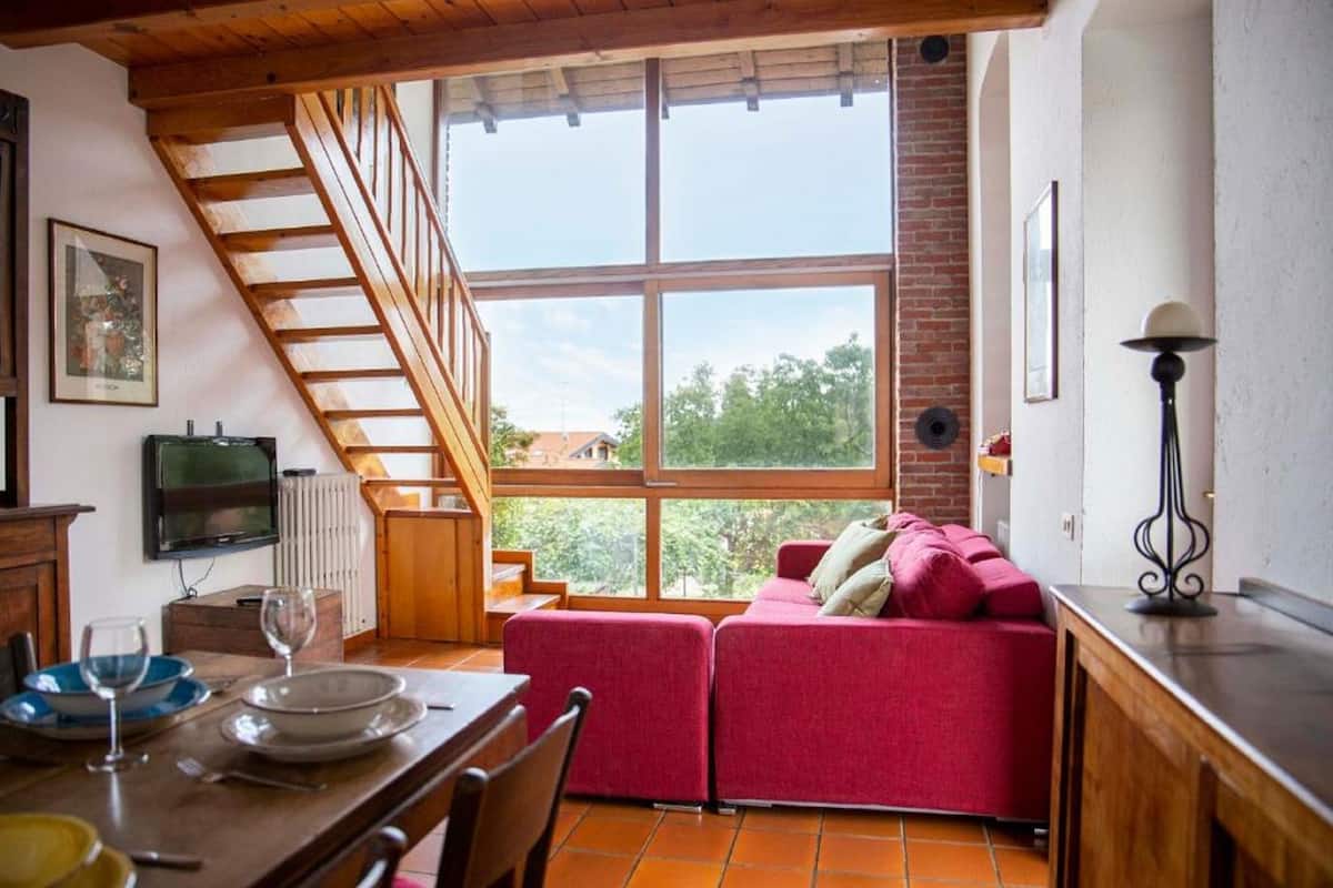 Apartment | Living area | Flat-screen TV