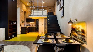 Unclassified image, 4 of 48, button - Bright Warwick Chambers Apartment (London)