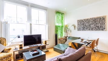 Apartment | Living room