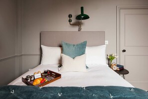 Basic Apartment, 1 King Bed - The Cleveland Arms III (London)