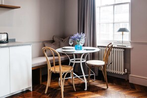 Basic Apartment, 1 King Bed | Interior - The Cleveland Arms IV (London)
