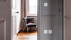 Basic Apartment, 1 King Bed | Interior - The Cleveland Arms V (London)