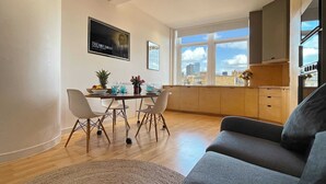Basic Apartment, Multiple Beds | Living room - Quirky and Modern Clerkenwell Apartment (London)