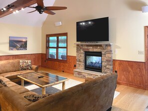 Smart TV, fireplace, video games, stereo