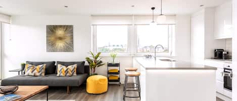 Apartment | Wohnzimmer | Fernseher