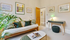 Basic Apartment, Multiple Beds | Living room - Bright Camberwell Georgian Apartment (London)