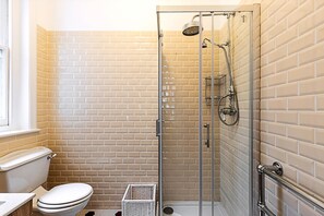 Apartment | Bathroom