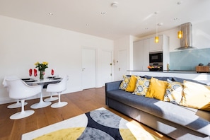 Apartment | Living room