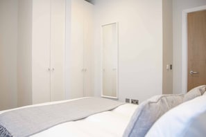 Room - Watling Street Residence 1 (London)
