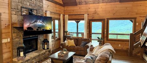 Smart TV, fireplace