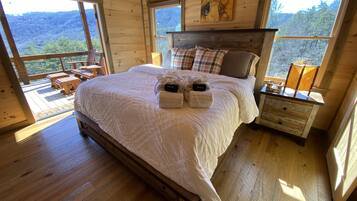 4 多间卧室、熨斗/熨衣板、免费 WiFi、床单