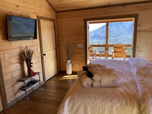 4 chambres, fer et planche à repasser, accès au Wi-Fi (inclus)