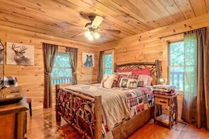 3 bedrooms, iron/ironing board, Internet, bed sheets
