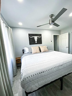 3 habitaciones, tabla de planchar con plancha y wifi gratis 