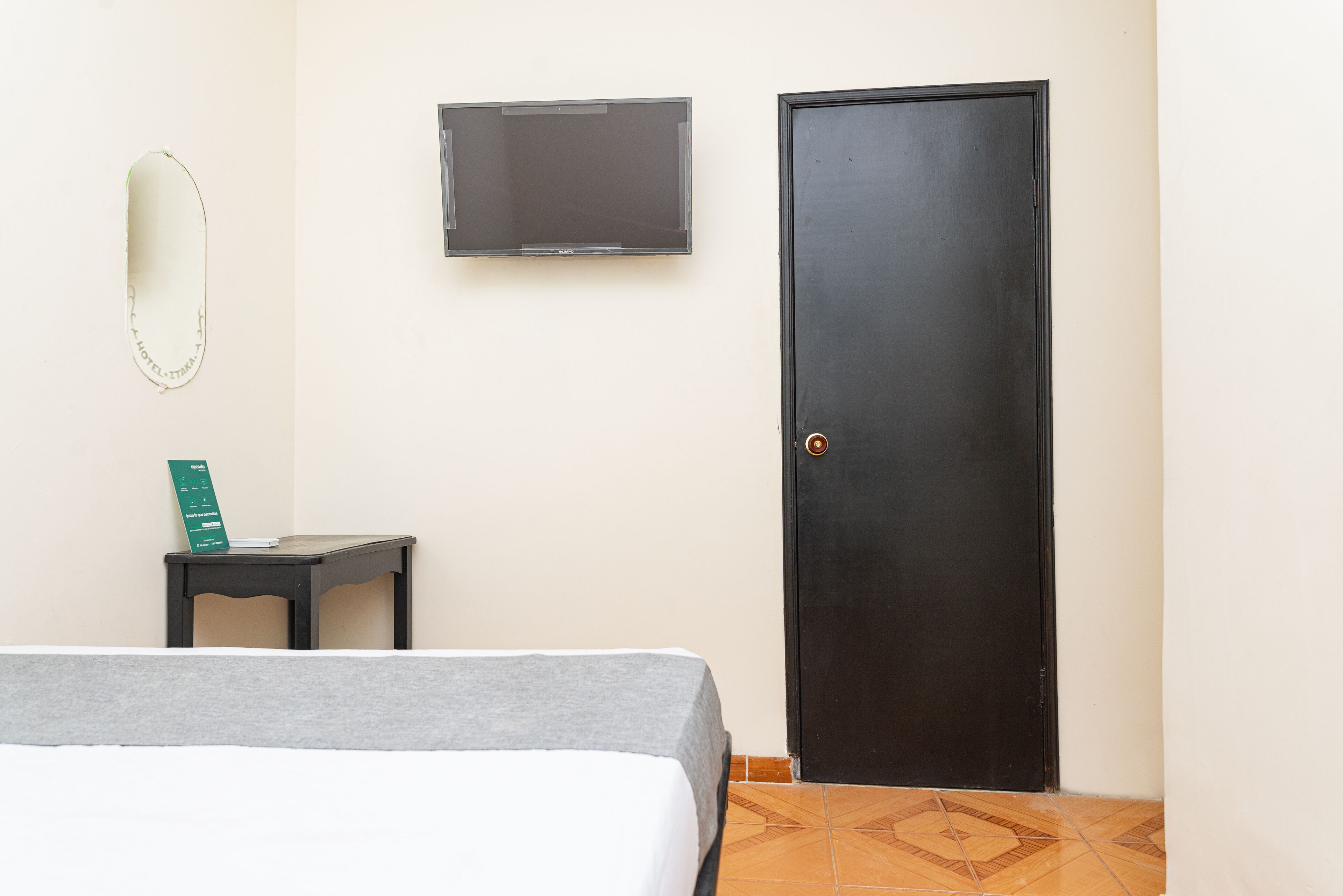 economy double room | hypo-allergenic bedding, free wifi, bed sheets