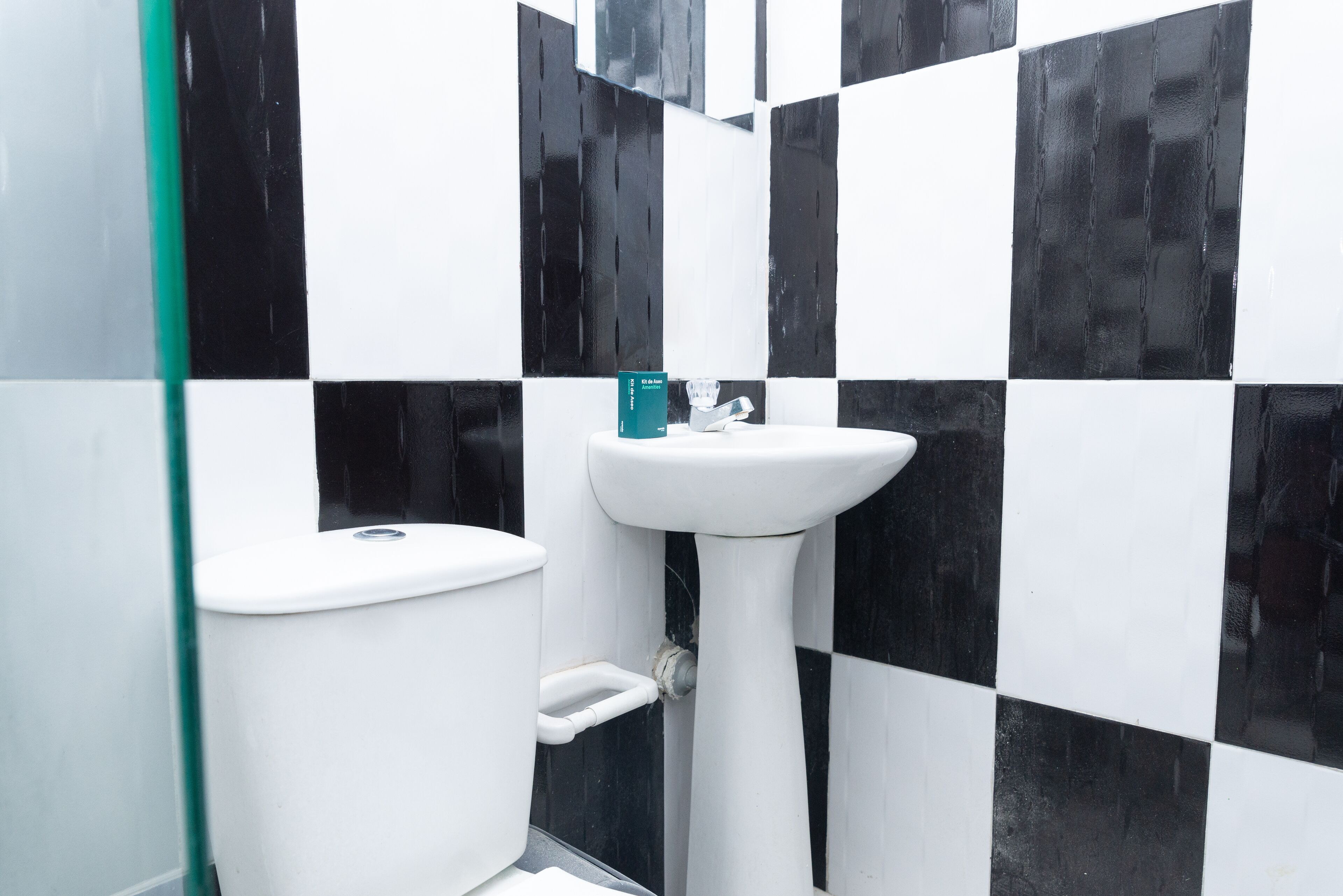 shower, designer toiletries, towels, soap