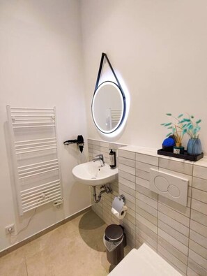 Haartrockner, Seife, Shampoo