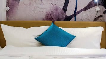 1 quarto, escrivaninha, Wi-Fi, roupa de cama