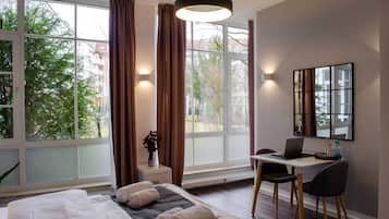 1 Schlafzimmer, Schreibtisch, Reisekinderbett, WLAN