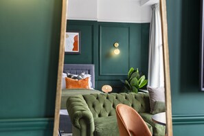 1 chambre, bureau, espace de travail pour ordinateur portable