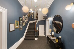 Apartamento Gallery | 1 dormitorio, escritorio, espacio para trabajar con un portátil