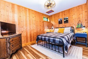 4 عدّة غرف نوم ومكواة/لوح كي وواي فاي مجانًا وملاءات أسرّة