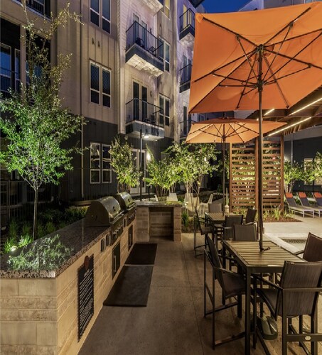 StayOvr at Galatyn Park - Richardson