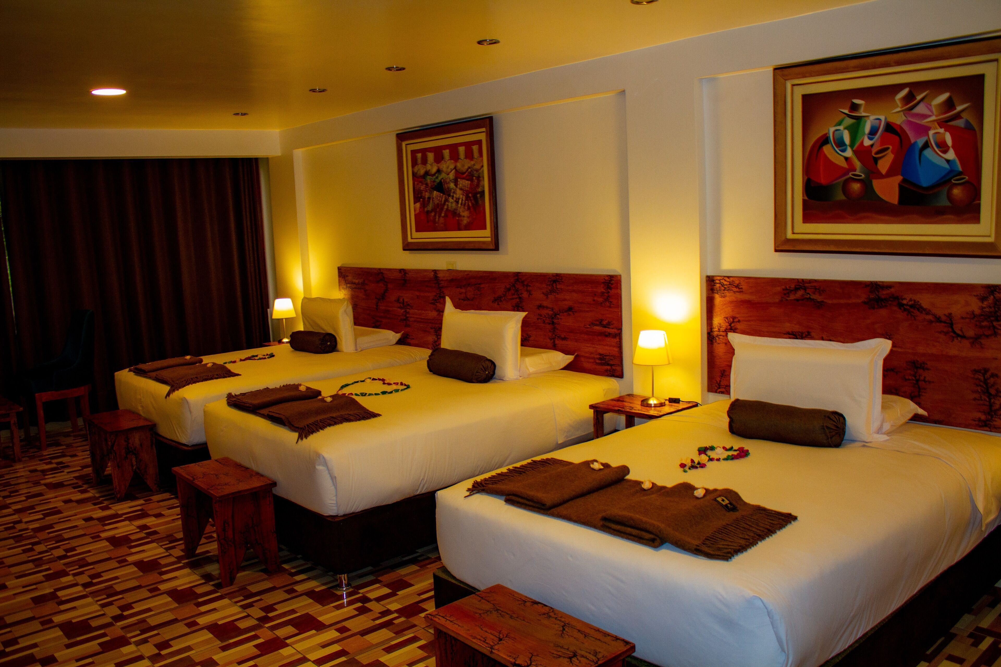 Pillowtop beds, in-room safe, iron/ironing board, free WiFi